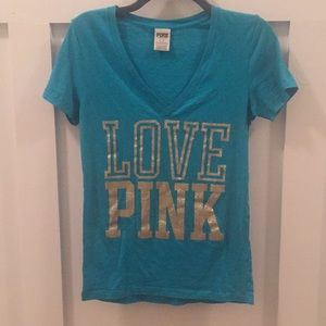 Blue VS Pink tee shirt